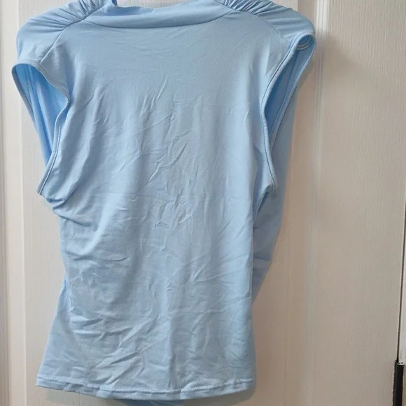 Women's Rouched Top - Picture 3 of 4